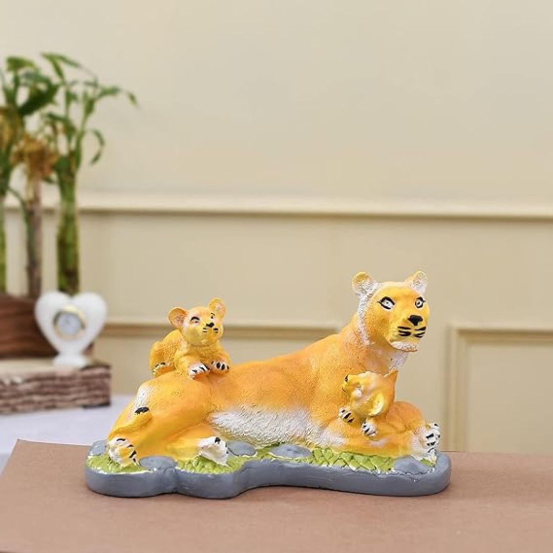 Handcrafted Tiger Family Decorative Showpiece for Living Room