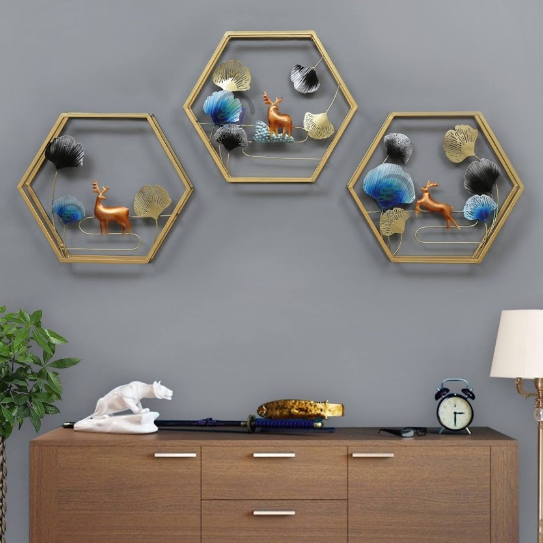 Hexagonal Gold Deer Wall Art Set with Leaves for Gift