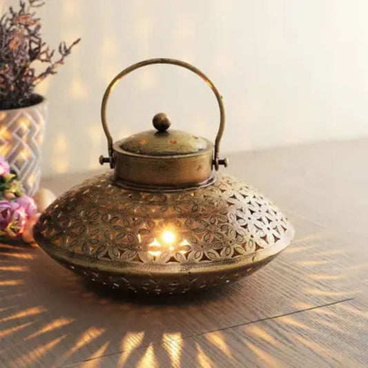 Iron Tea Light Handi with Handle Home & Table Decor Gift