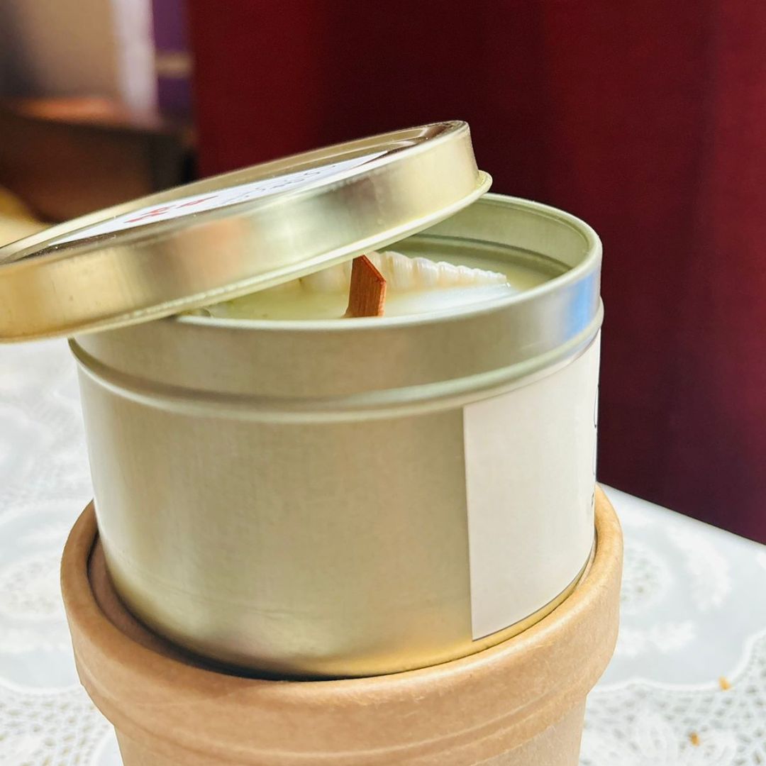 Tin jar candle