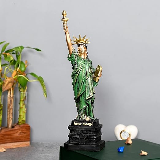 Handcrafted Antique Finish Statue of Liberty Showpiece for Home Decor Gifting